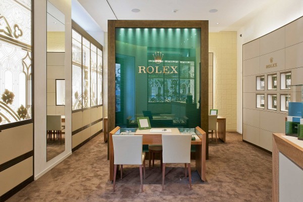 Největší butik ROLEX ve vychodní Evropě otevřel v Praze